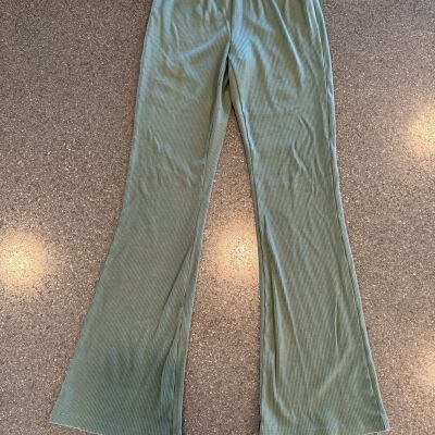 Aritzia Sunday Best Green Ribbed Flare Leggings Stretch Size XS